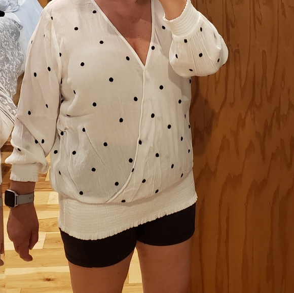 International Concepts white with black polka dots - Picture 6 of 6